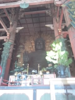東大寺の大仏殿へ